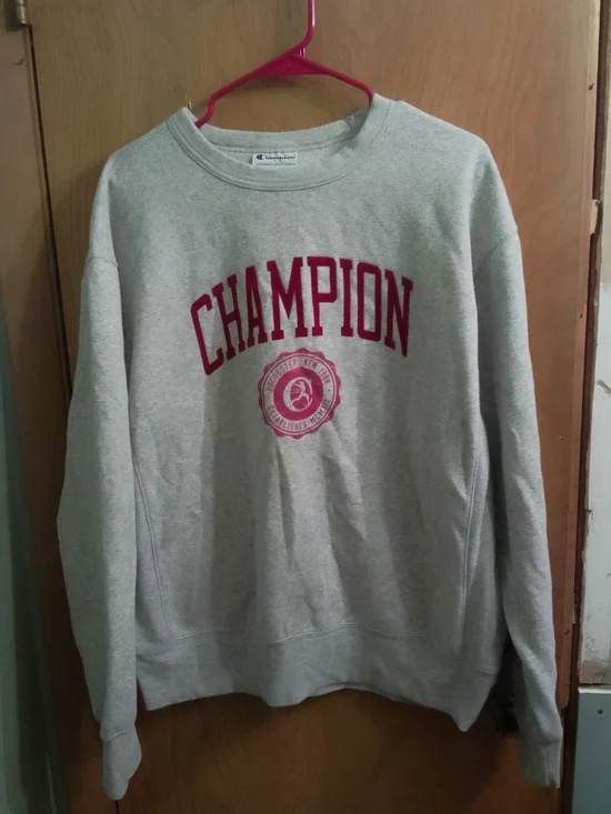Champion Light Gray Sweatshirt with Maroon Logo Y2K Size Large - Picture 1 of 9